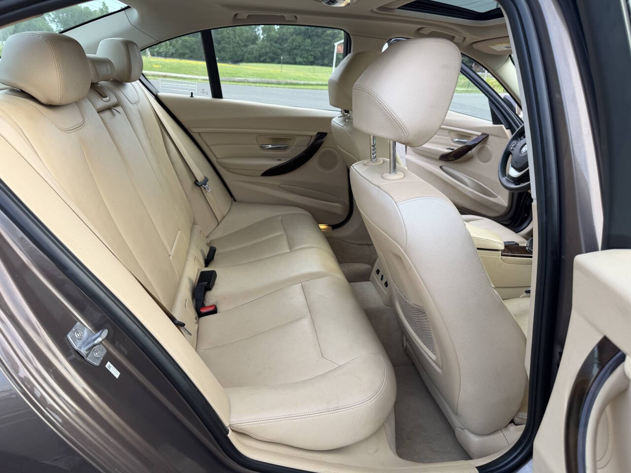 Used 2014 BMW 328i xDrive Sedan AWD/4WD image 12