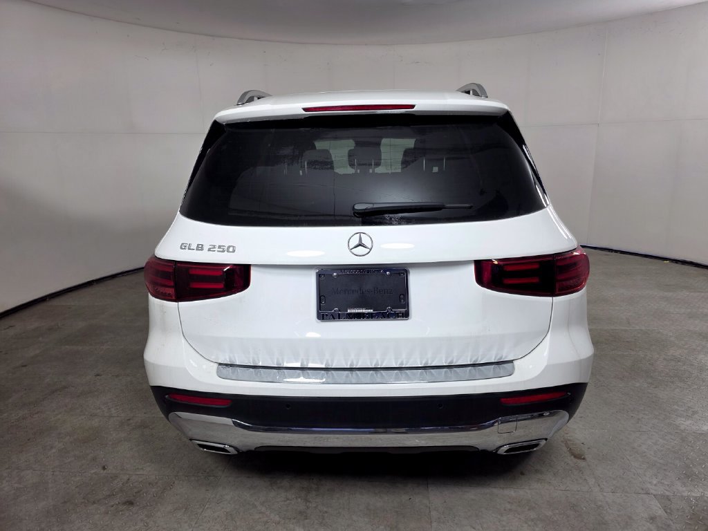 New 2026 Mercedes-Benz GLB 250 image 5