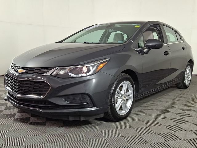 Used 2017 Chevrolet Cruze LT w/ Convenience Package FWD image 6
