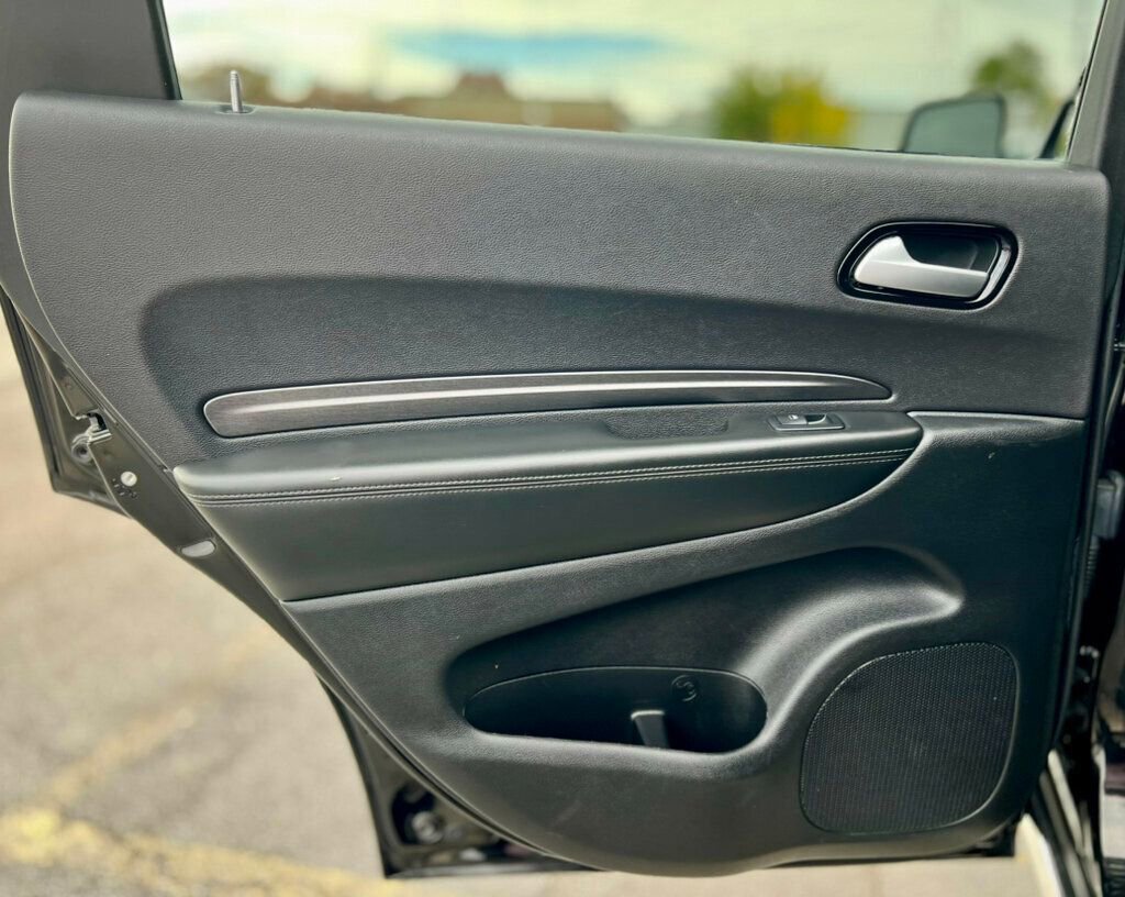 Used 2022 Dodge Durango SXT AWD/4WD image 14