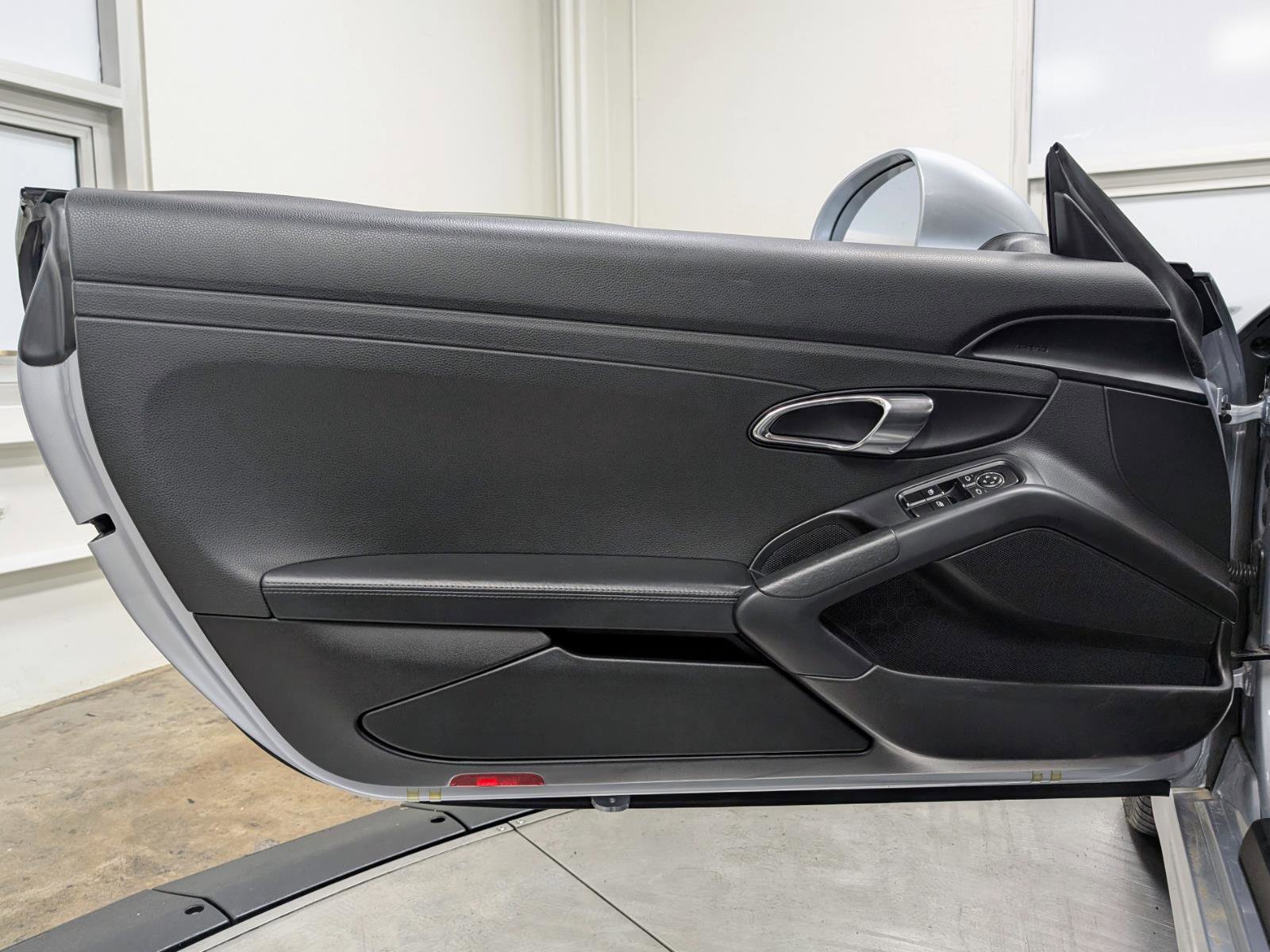 Used 2014 Porsche Cayman S RWD image 15