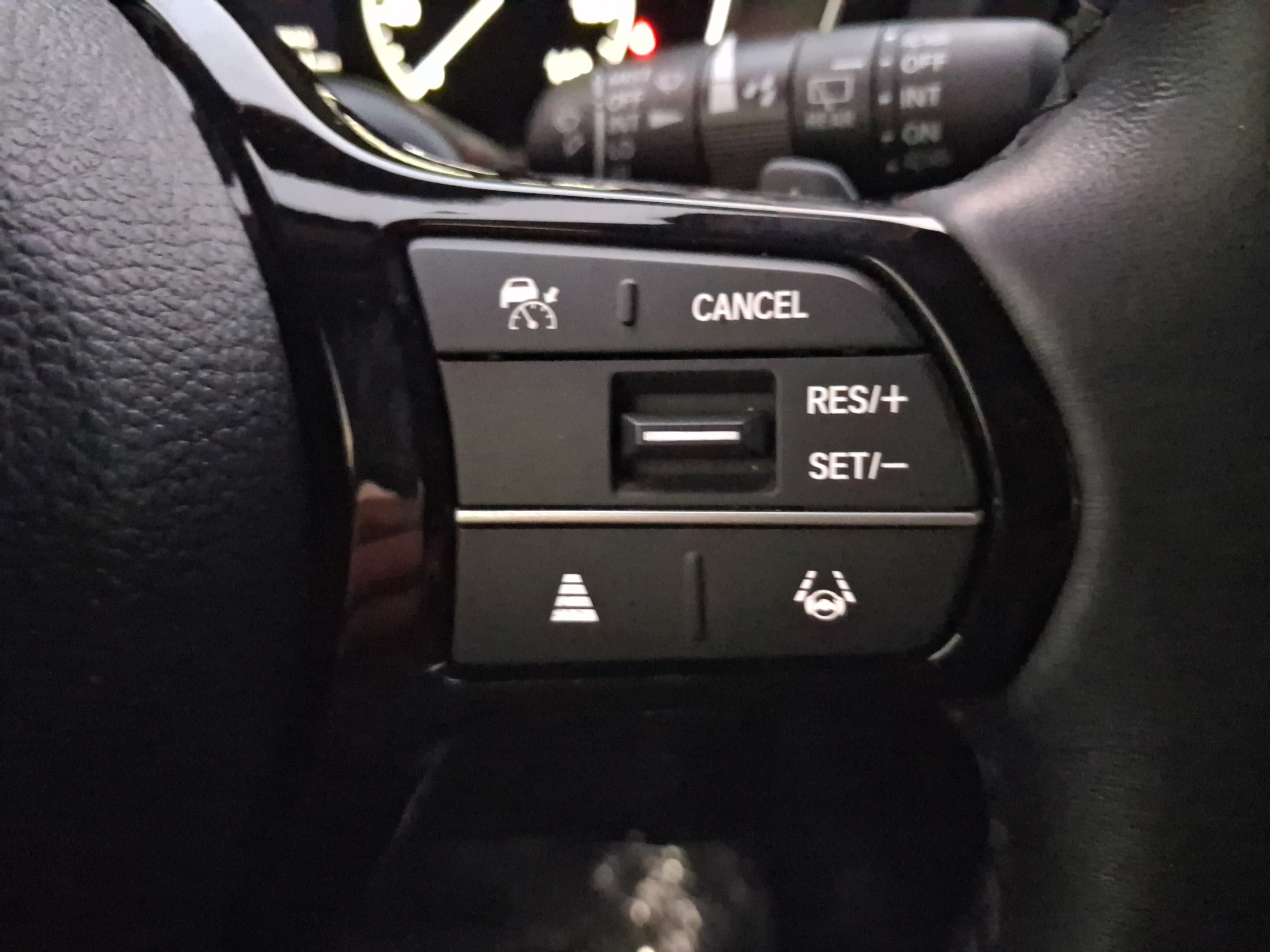 Used 2025 Honda Pilot Touring image 23