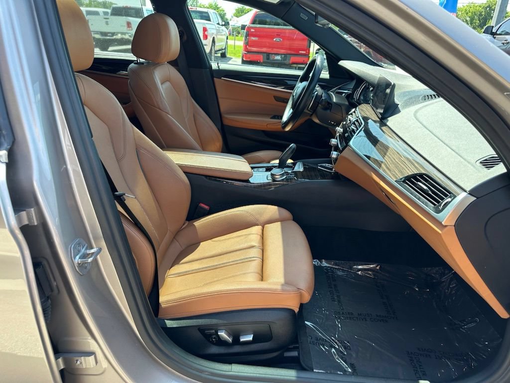 Used 2017 BMW 530i RWD image 29