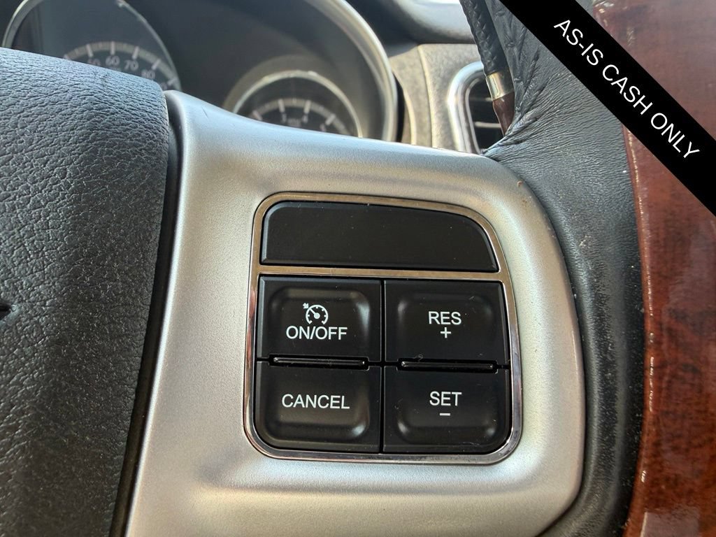 Used 2012 Chrysler 200 Touring FWD image 18