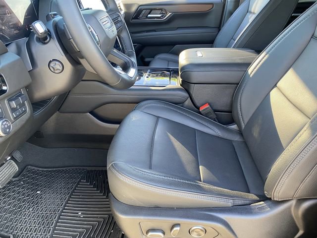 Used 2025 GMC Yukon Denali w/ Advanced Technology Package image 22
