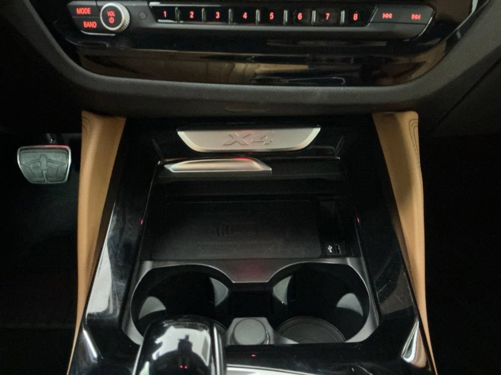 Used 2025 BMW X4 xDrive30i w/ Premium Package AWD/4WD image 12
