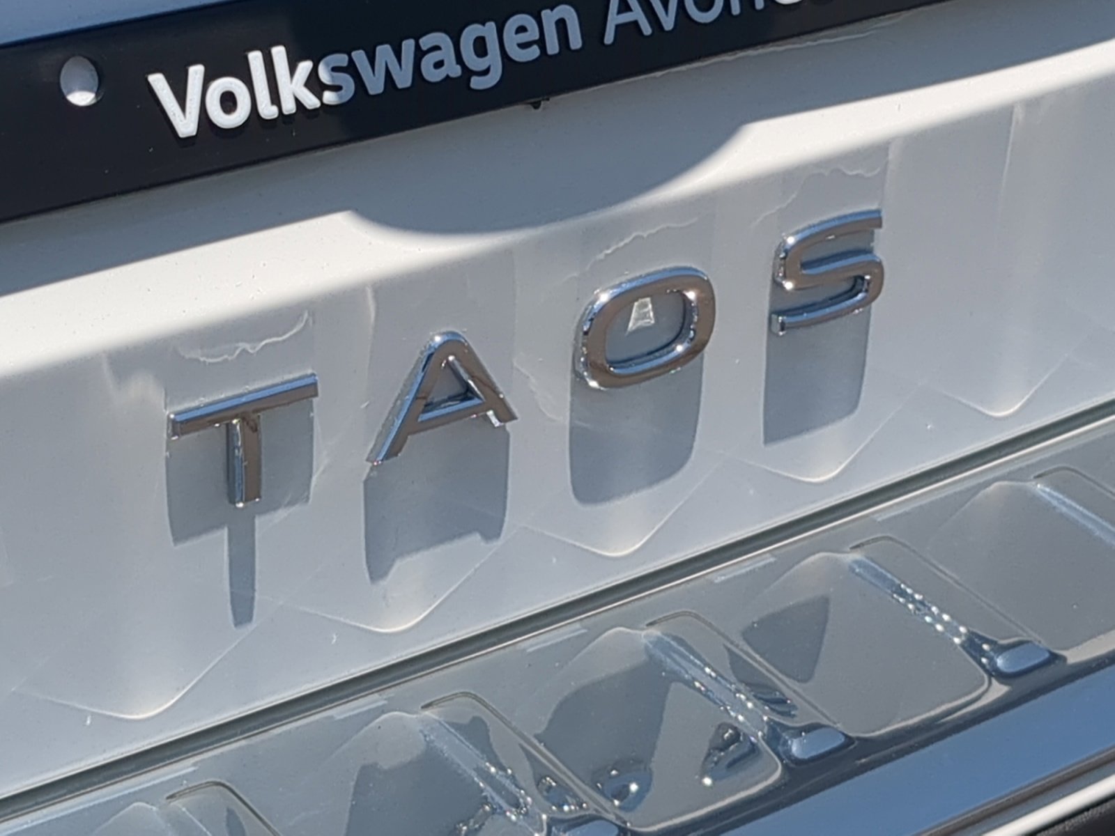New 2025 Volkswagen Taos S image 24