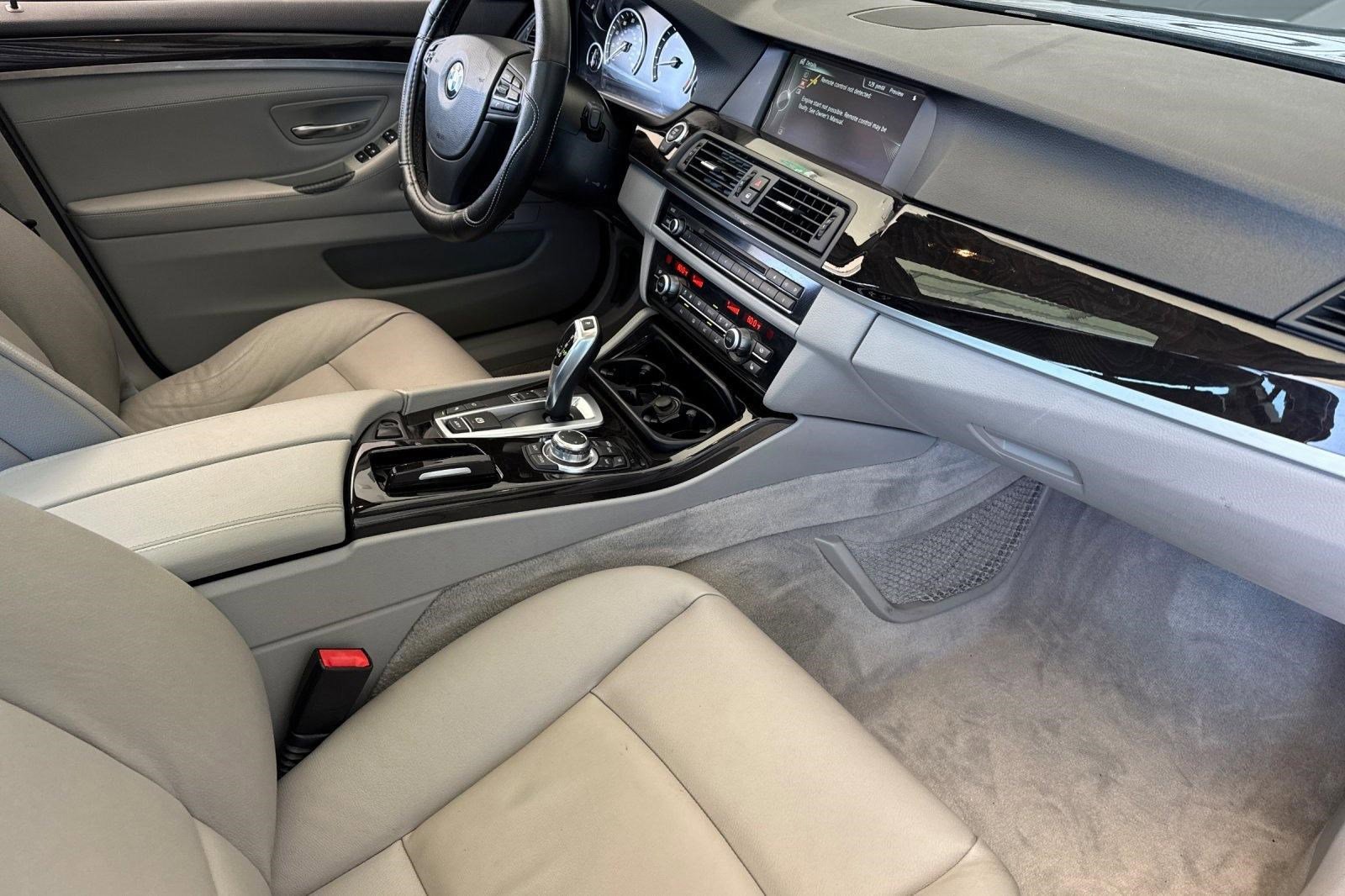 Used 2013 BMW 535i Sedan image 32