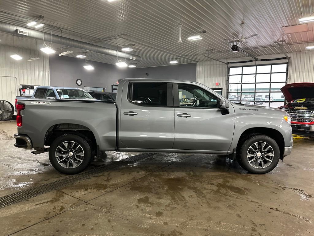 Used 2023 Chevrolet Silverado 1500 LT image 34