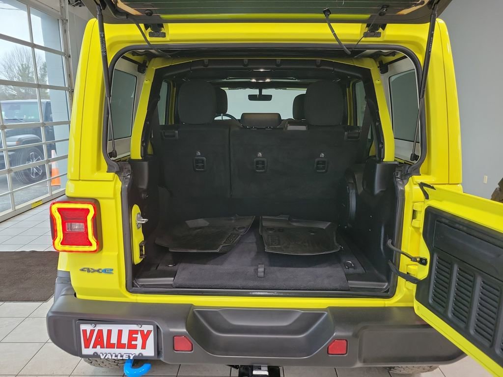 Used 2023 Jeep Wrangler Unlimited Rubicon 4xe w/ Cold Weather Group image 13