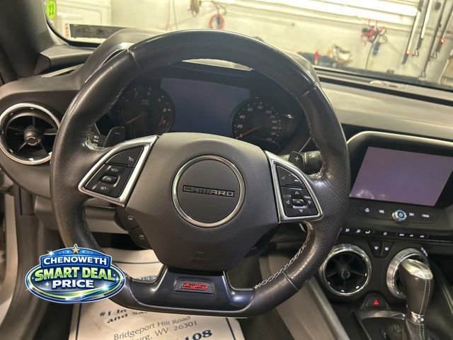 Used 2018 Chevrolet Camaro SS RWD image 16