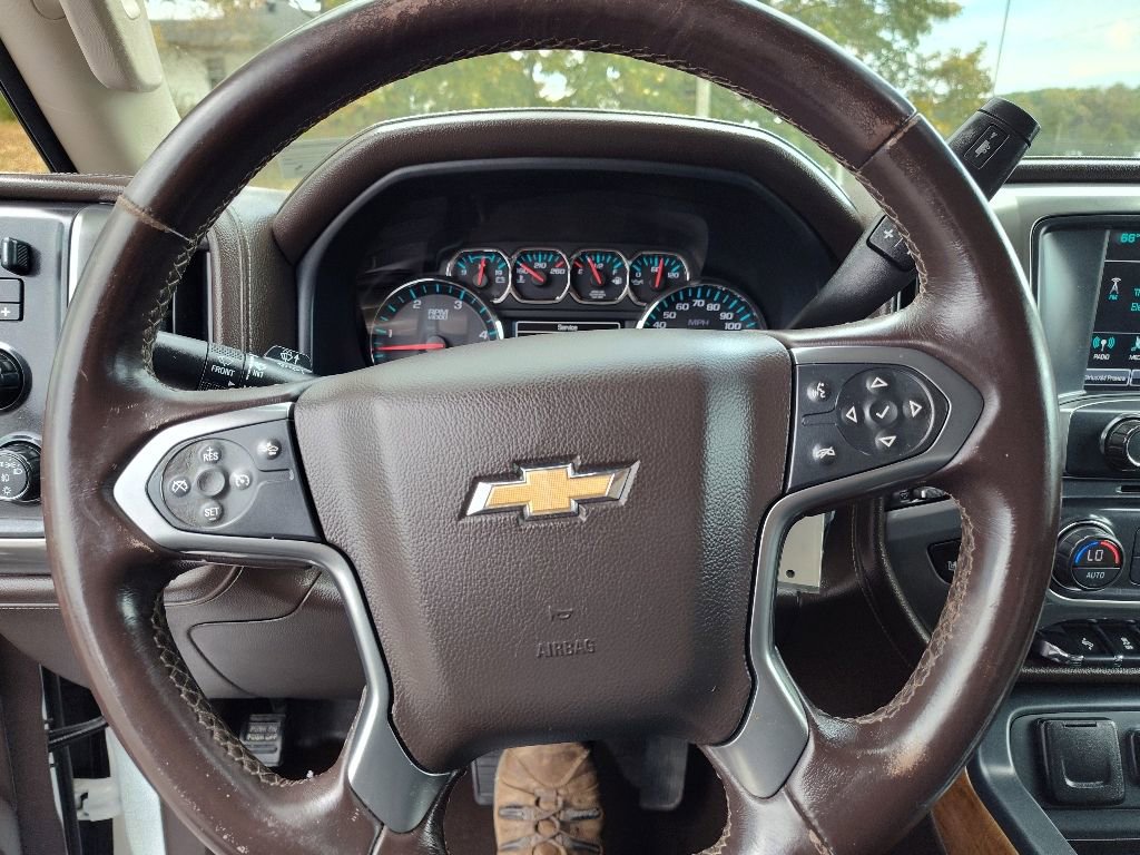 Used 2016 Chevrolet Silverado 3500 LTZ w/ Duramax Plus Package AWD/4WD image 19