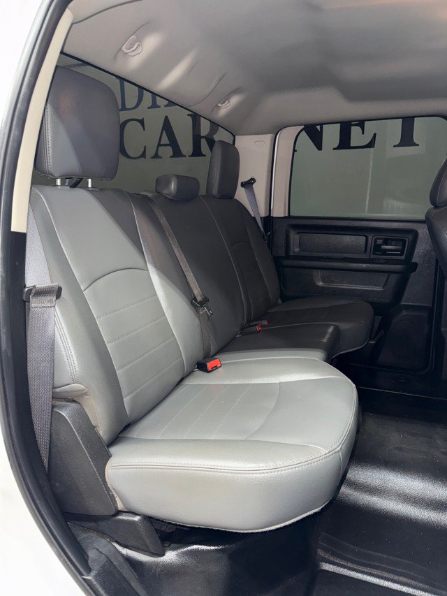 Used 2018 RAM 2500 Tradesman w/ Chrome Appearance Group AWD/4WD image 29