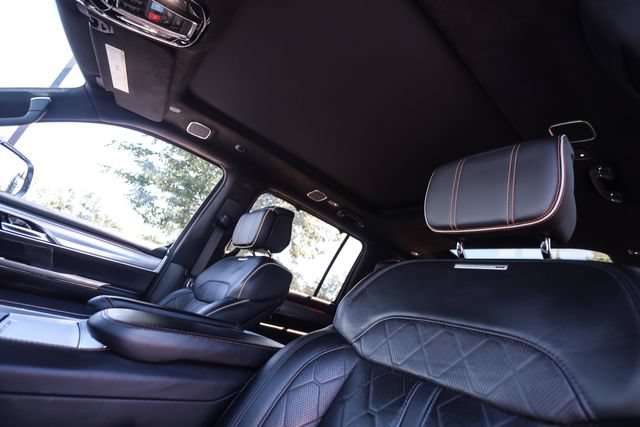 Used 2022 Jeep Grand Wagoneer Series III w/ Flexible Seating Group AWD/4WD image 72
