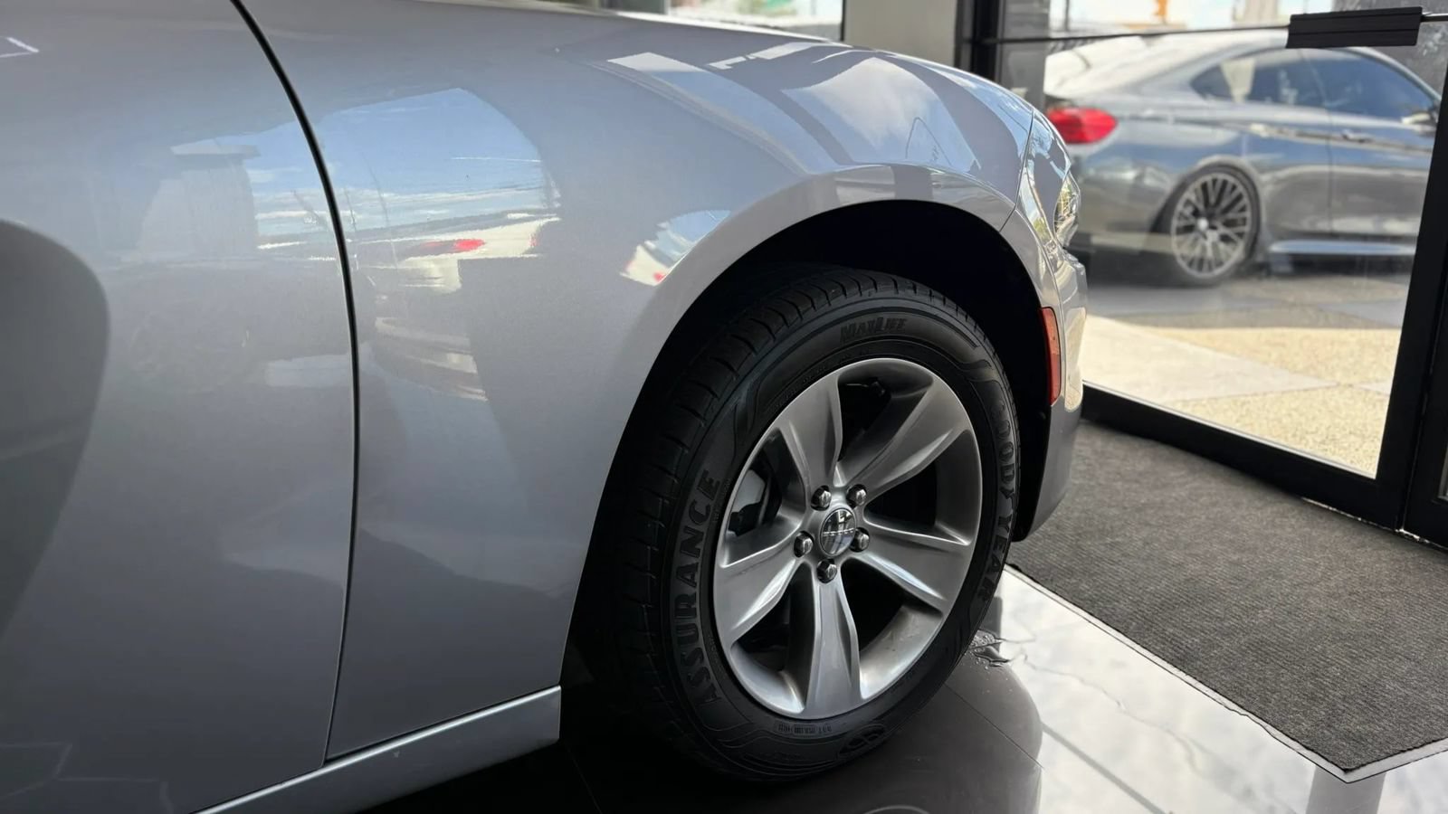 Used 2016 Dodge Charger SXT w/ Navigation & Travel Group RWD image 10