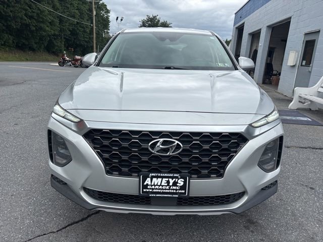 Used 2019 Hyundai Santa Fe SE image 2