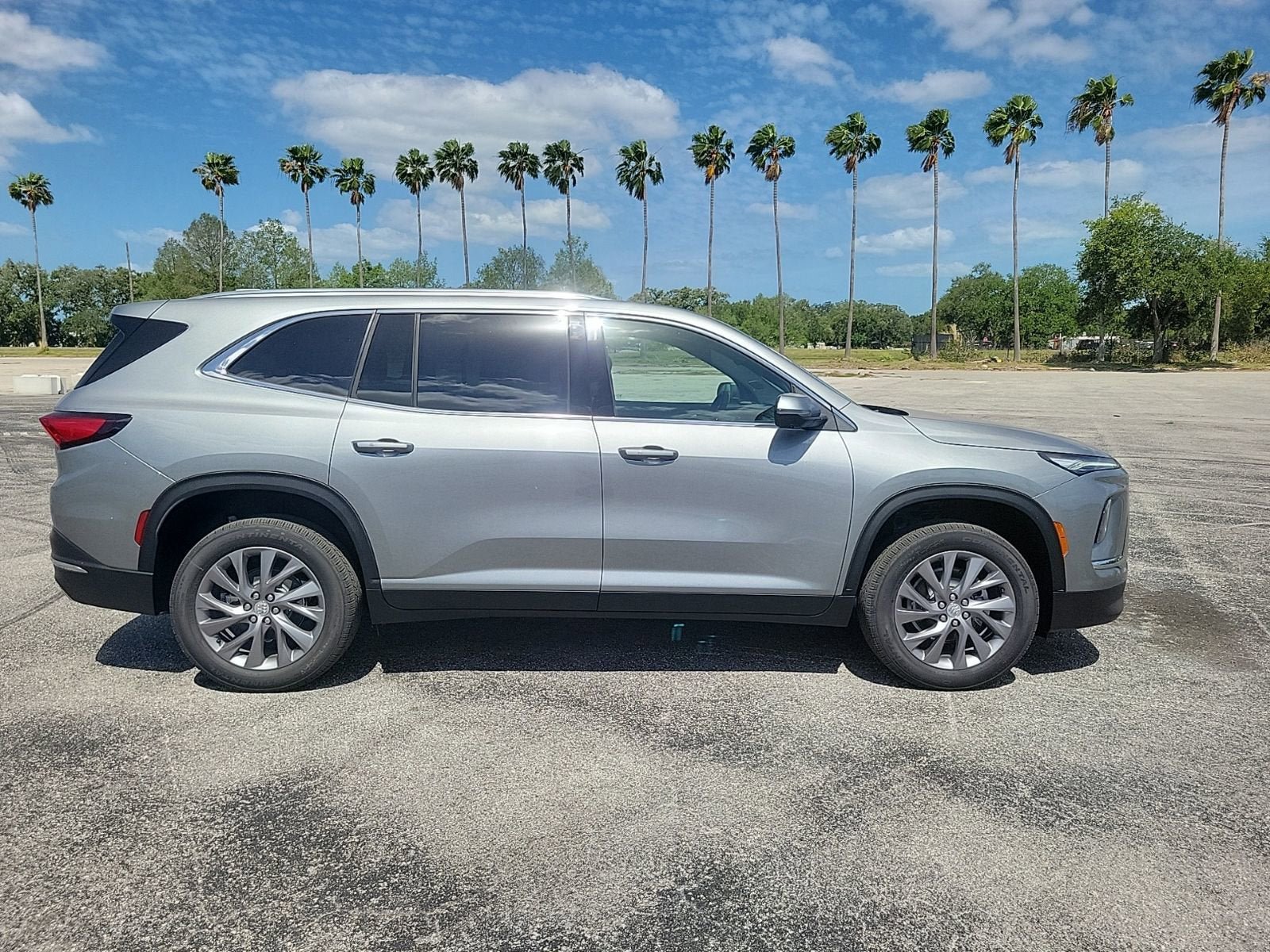 New 2026 Buick Enclave Preferred w/ Power Package FWD image 4