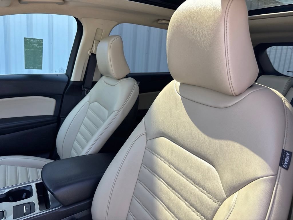Used 2023 Ford Edge SEL w/ Convenience Package AWD/4WD image 21