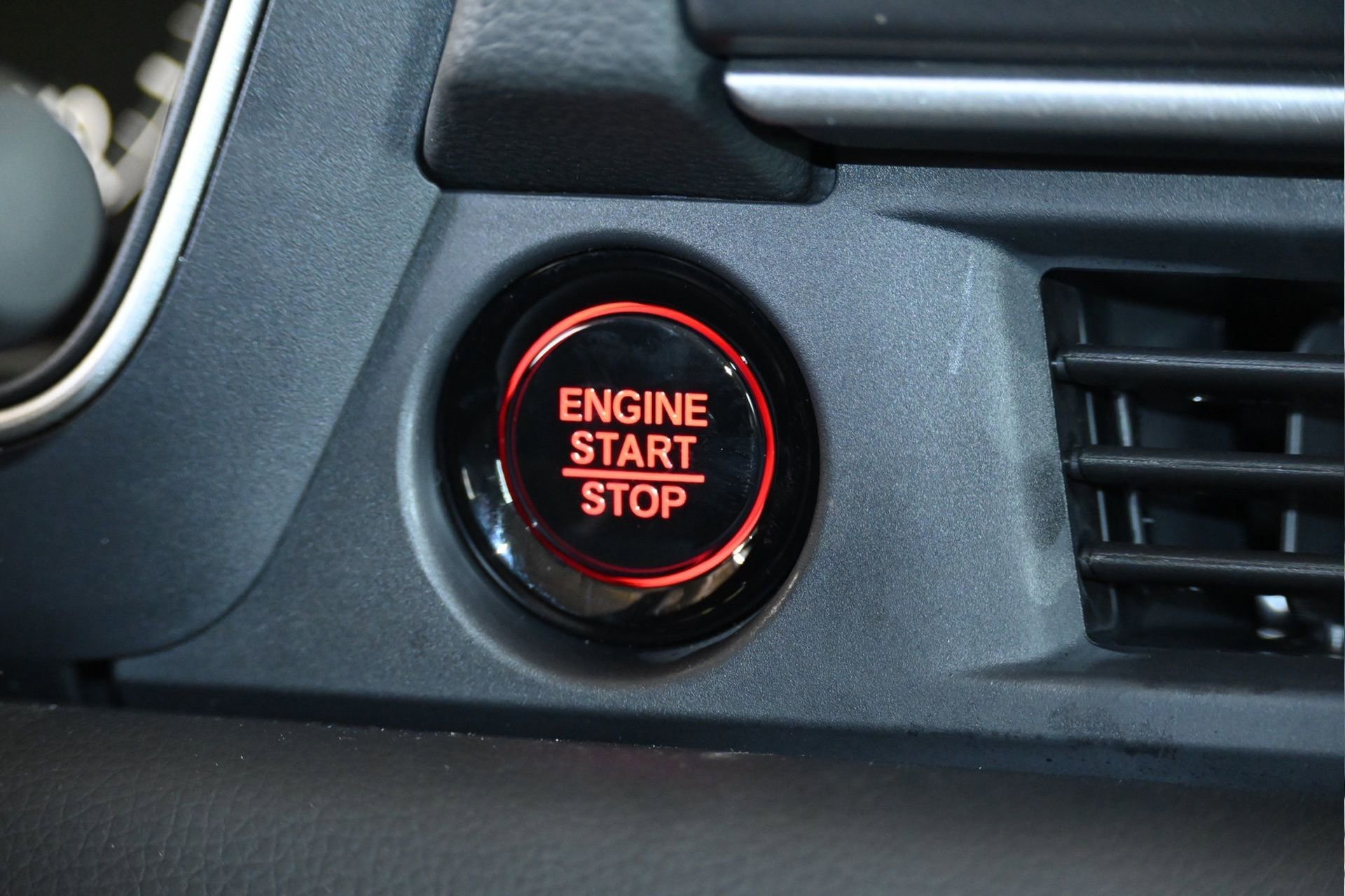 New 2025 Honda Pilot EX-L image 35