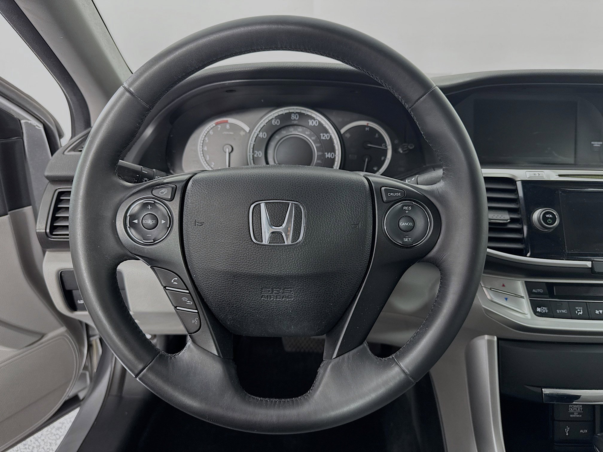 Used 2014 Honda Accord EX-L image 11