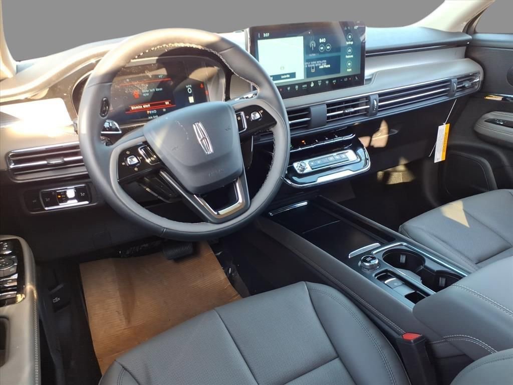 New 2026 Lincoln Corsair Premiere image 6