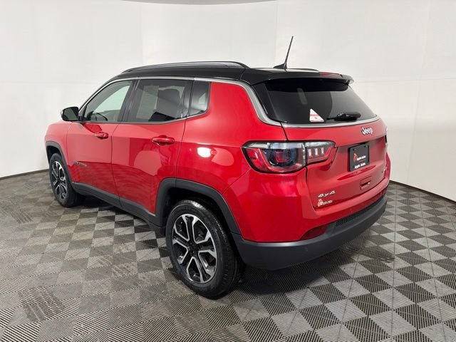 Used 2024 Jeep Compass Limited AWD/4WD image 7