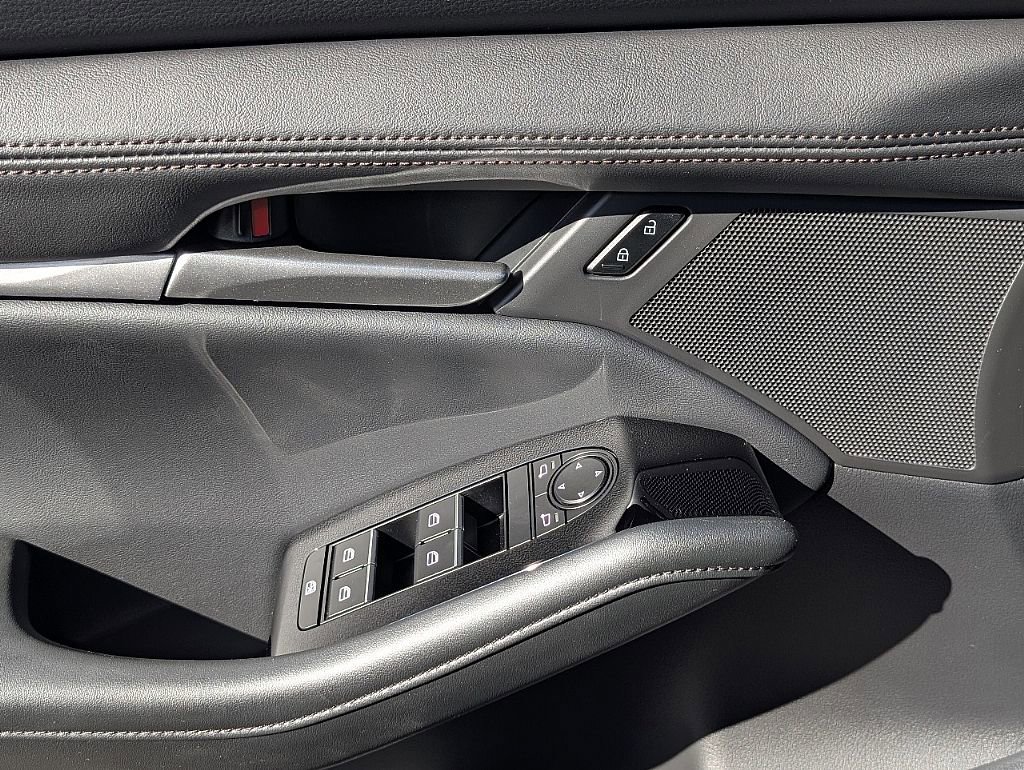 New 2026 MAZDA MAZDA3 2.5 S Sedan w/ Preferred Pkg image 28