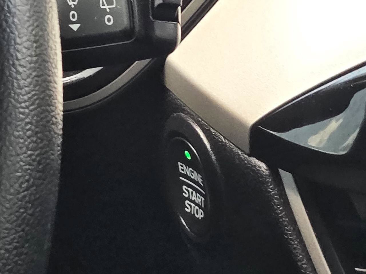 Used 2021 Ford Escape SE FWD image 26