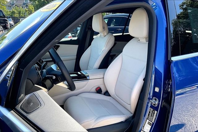 Used 2026 Mercedes-Benz GLC 300 4MATIC image 6