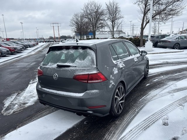 Used 2018 Volkswagen Golf R 4-Door image 17