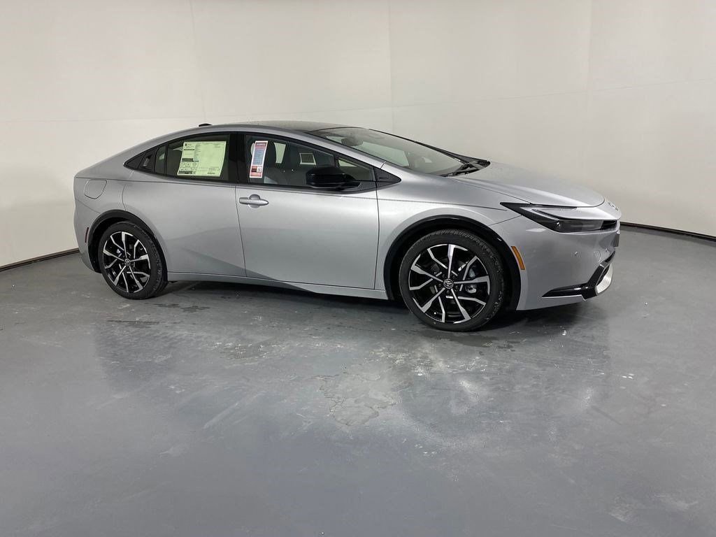 New 2026 Toyota Prius Plug-In Hybrid image 3