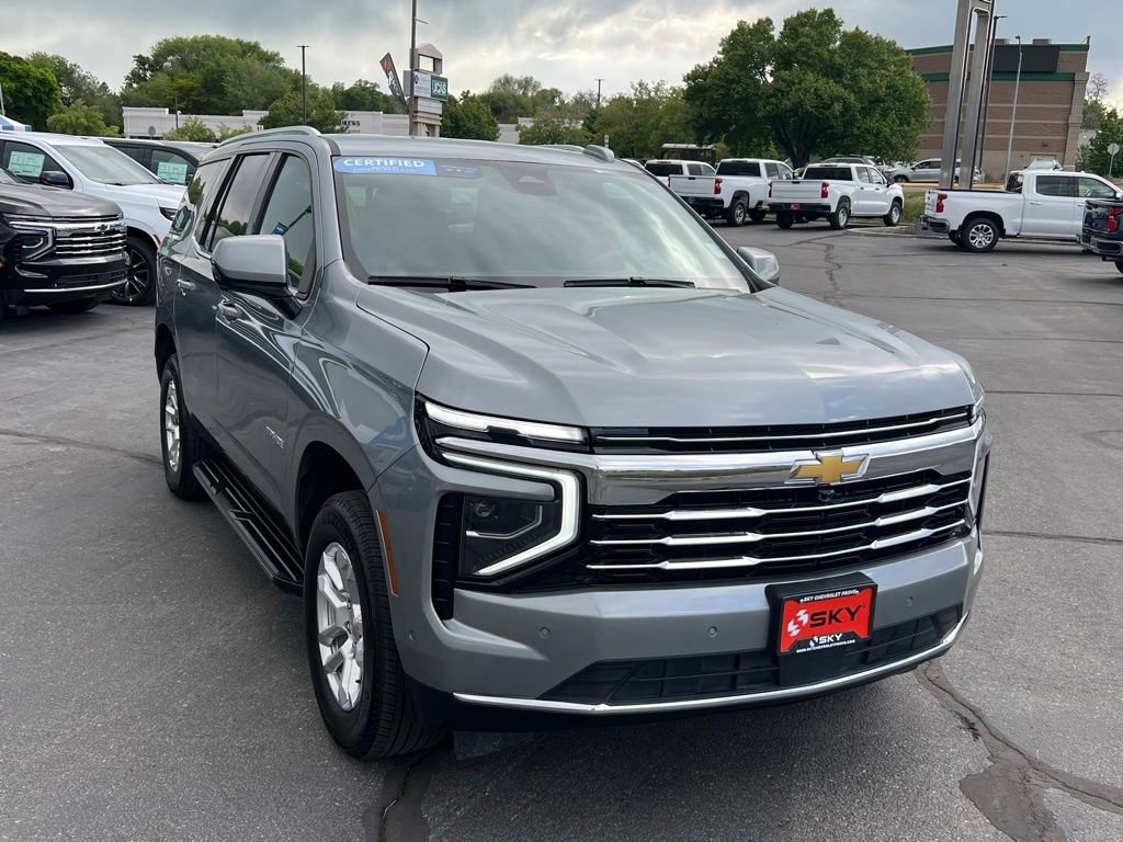 Used 2025 Chevrolet Tahoe LT AWD/4WD image 5