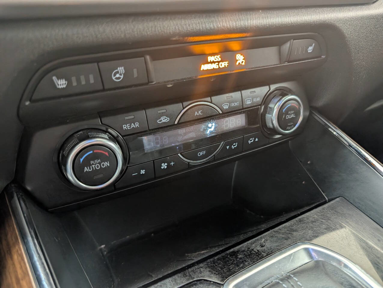 Used 2017 MAZDA CX-9 Signature image 12