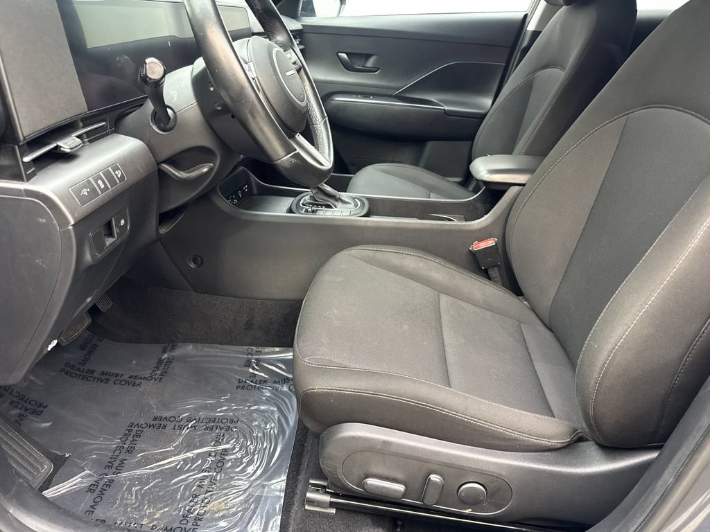 Used 2024 Hyundai Kona SEL AWD/4WD image 25