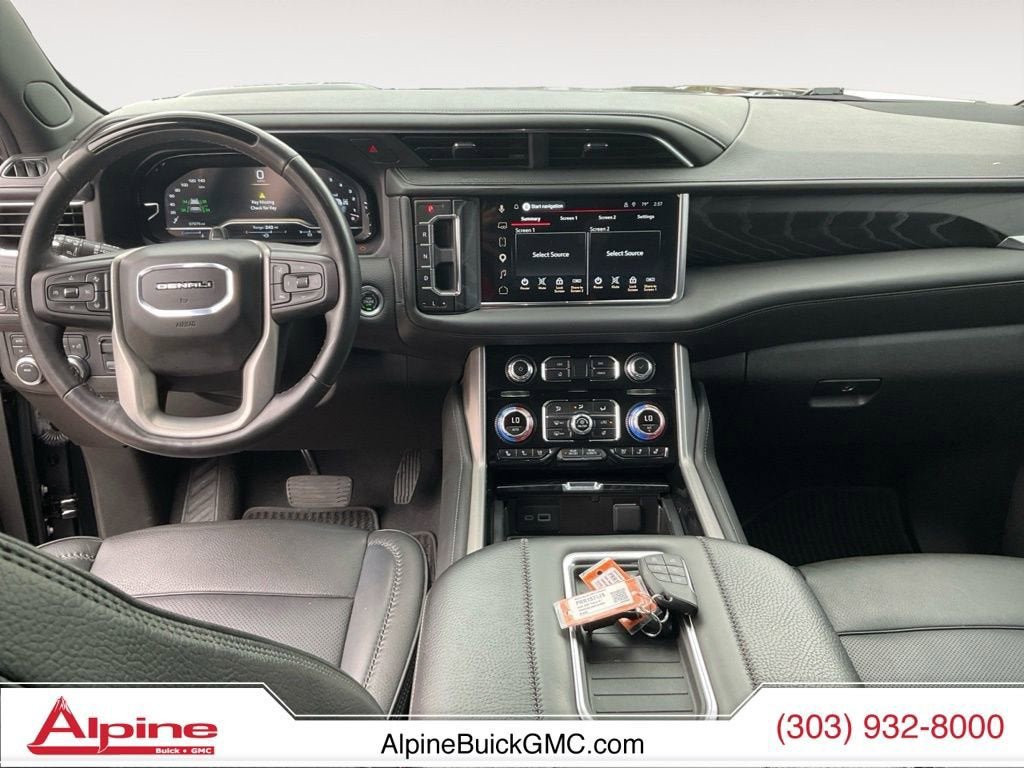 Used 2024 GMC Yukon XL Denali w/ Advanced Technology Package AWD/4WD image 10