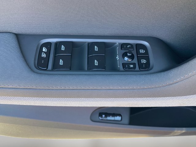 Used 2024 Polestar Polestar 2 AWD/4WD image 17