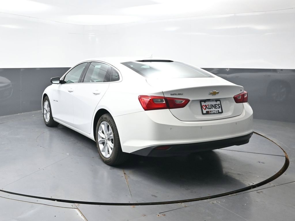 Used 2025 Chevrolet Malibu LT FWD image 11