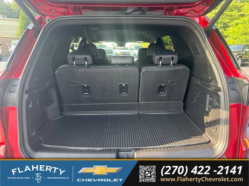 Used 2026 Chevrolet Traverse RS w/ LPO, Floor Liner Package AWD/4WD image 17