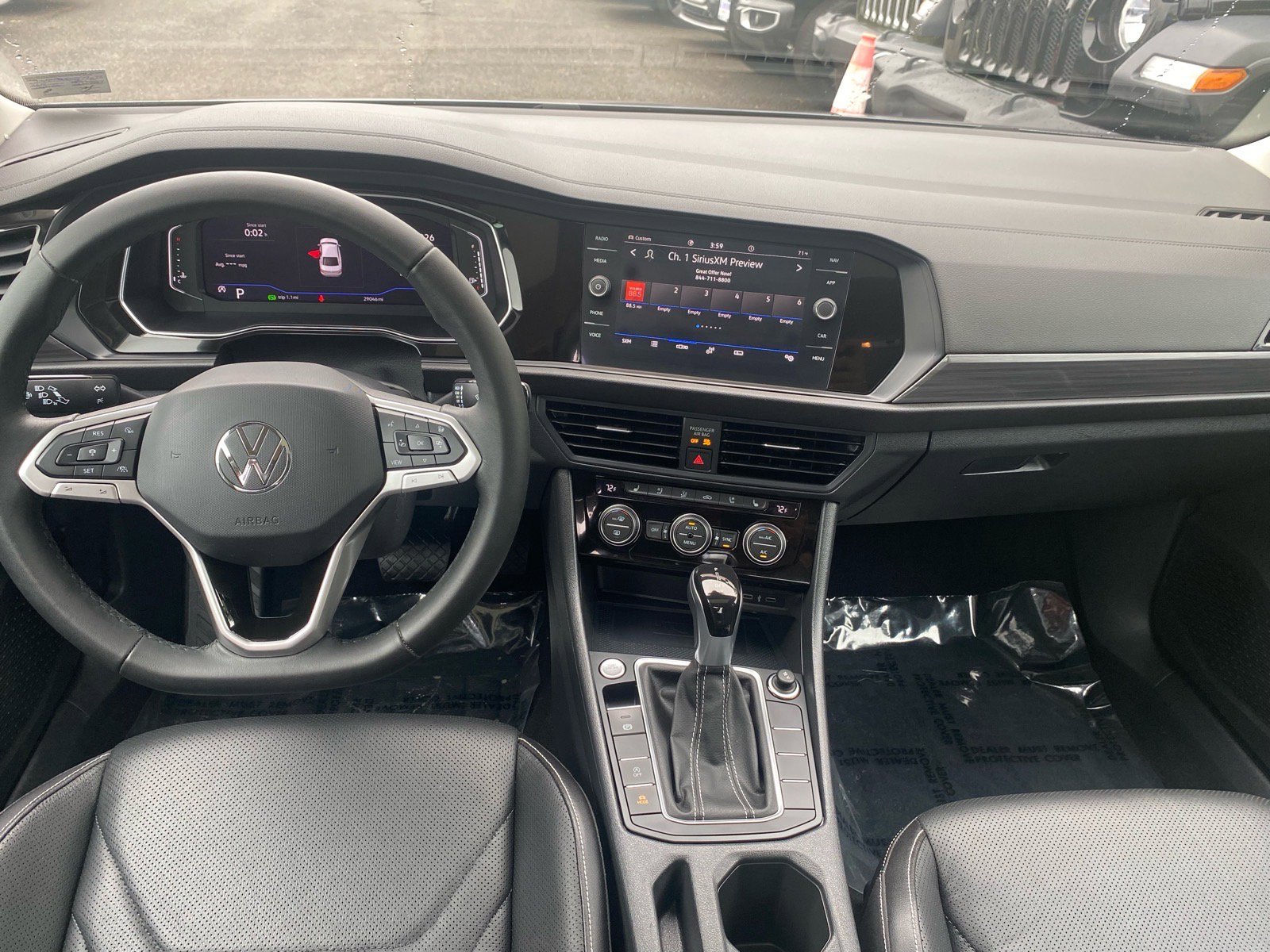 Certified 2022 Volkswagen Jetta SEL FWD image 12