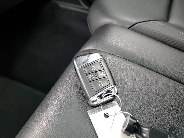 Used 2023 Volkswagen Atlas Cross Sport SEL image 29