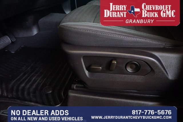 Used 2025 Chevrolet Silverado 3500 LT w/ Safety Package AWD/4WD image 17