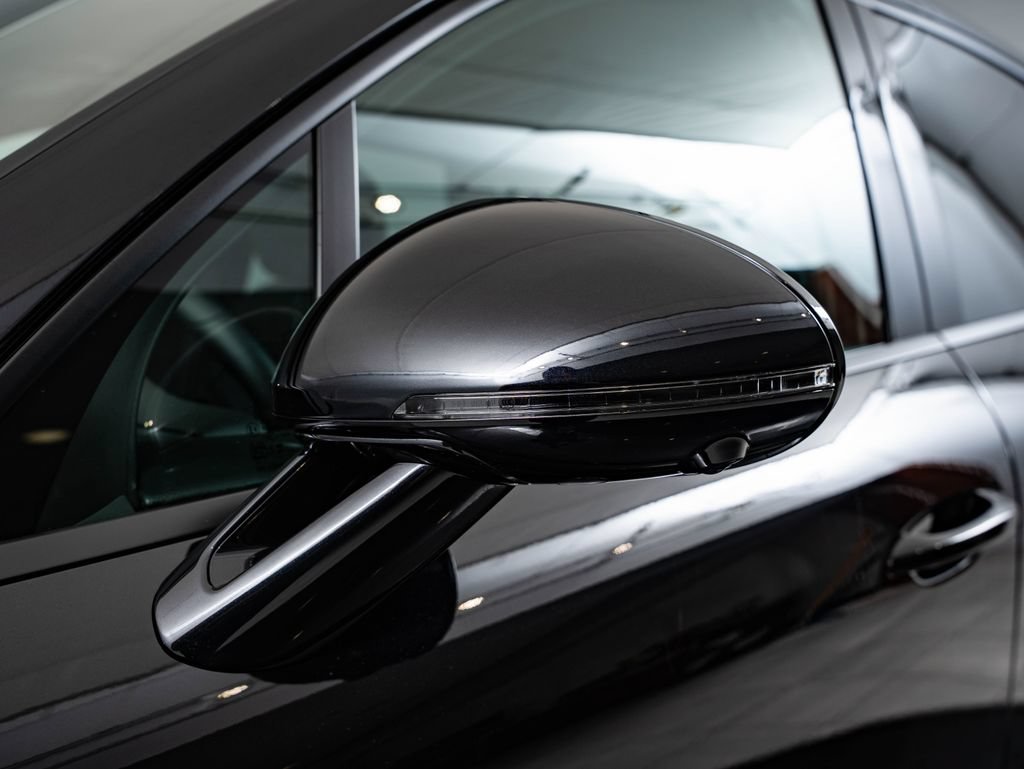 New 2026 Porsche Macan AWD/4WD image 18