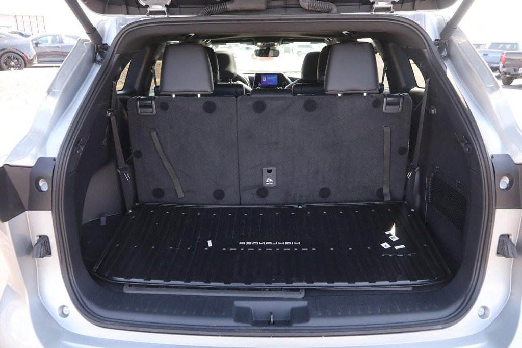 Certified 2024 Toyota Highlander XSE image 7