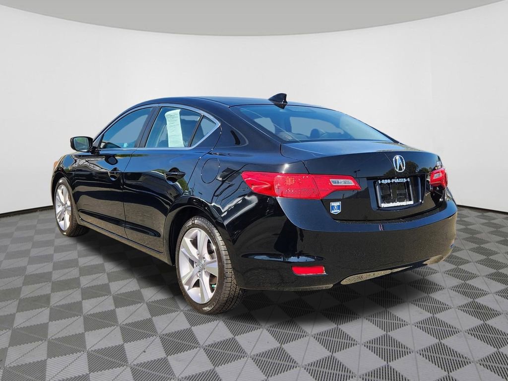 Used 2015 Acura ILX FWD image 3