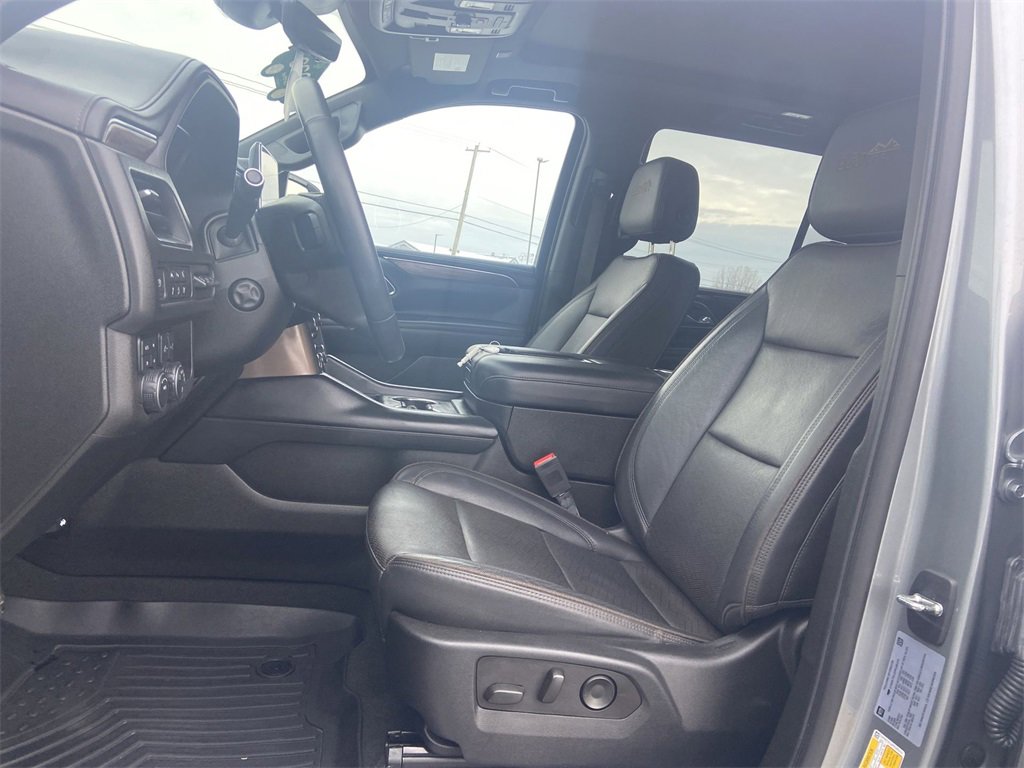 Certified 2023 Chevrolet Tahoe High Country w/ Premium Package 2 image 20