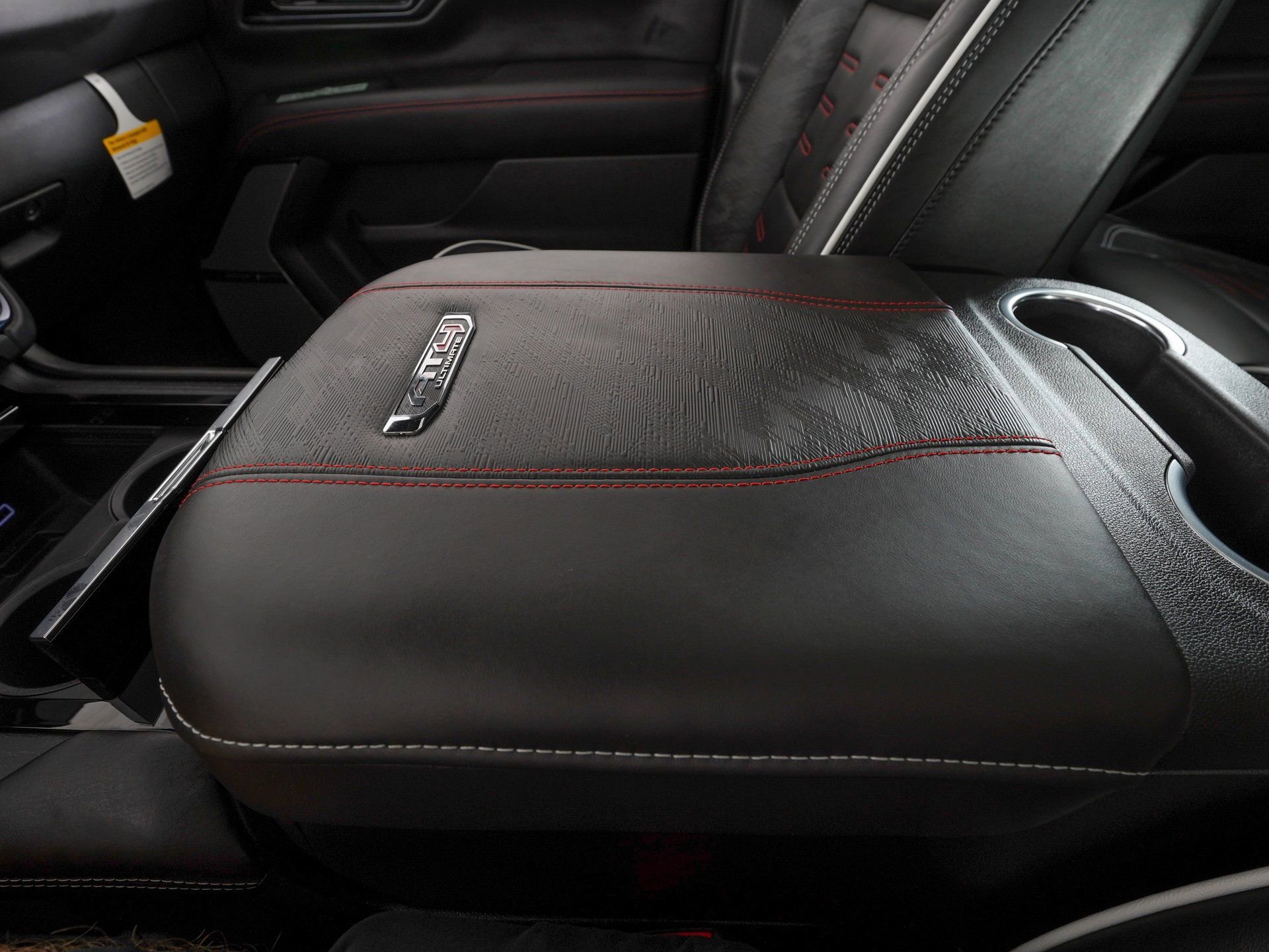 Used 2026 GMC Yukon XL AT4 Ultimate image 33