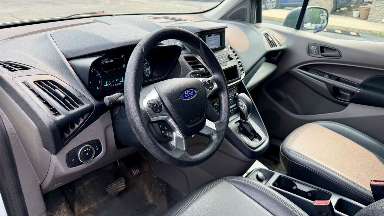 Used 2022 Ford Transit Connect XL FWD image 17