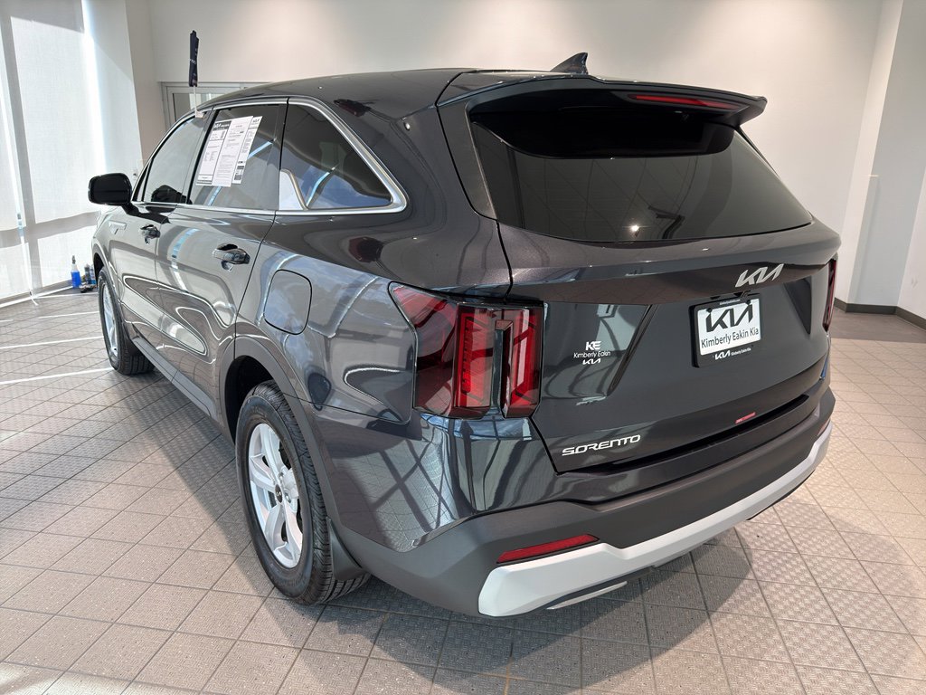 Certified 2026 Kia Sorento LX image 3