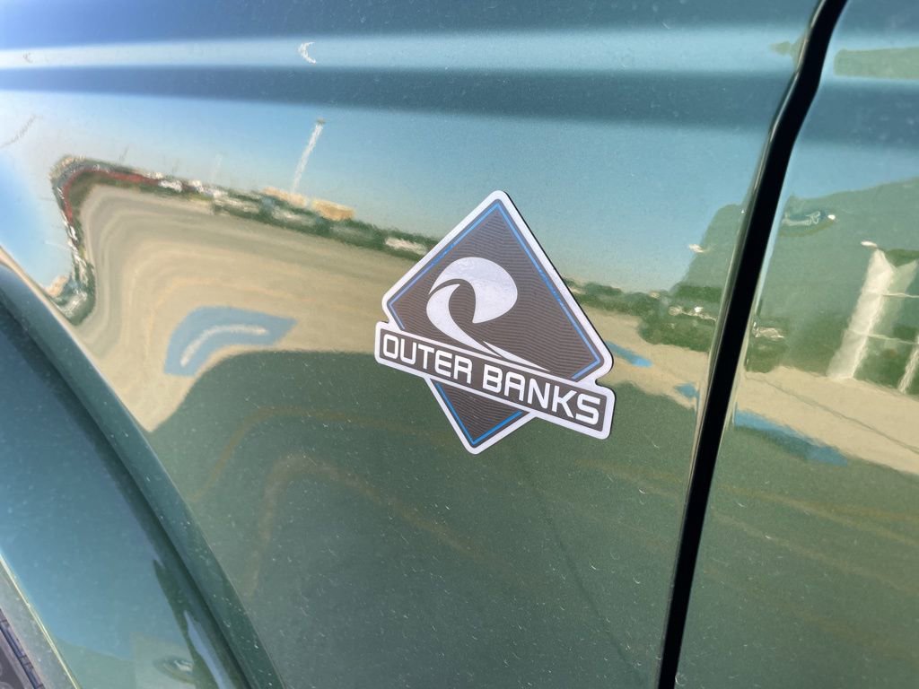 New 2025 Ford Bronco Outer Banks image 7