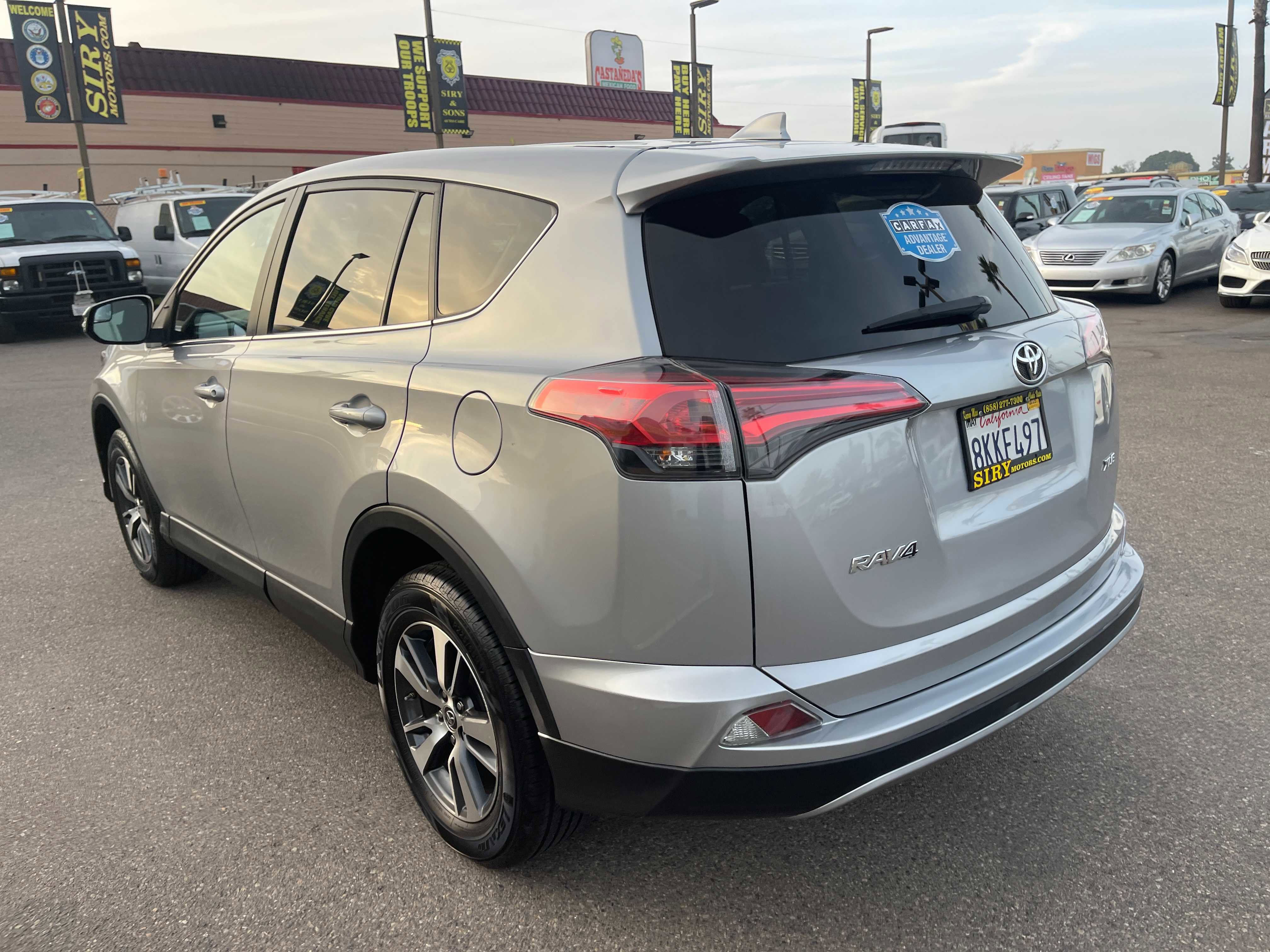 Used 2018 Toyota RAV4 XLE image 5